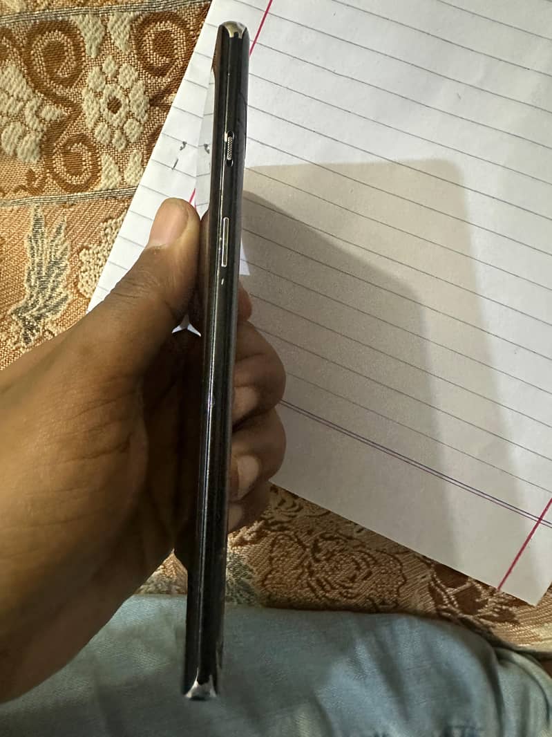 One Plus 8 5G 4