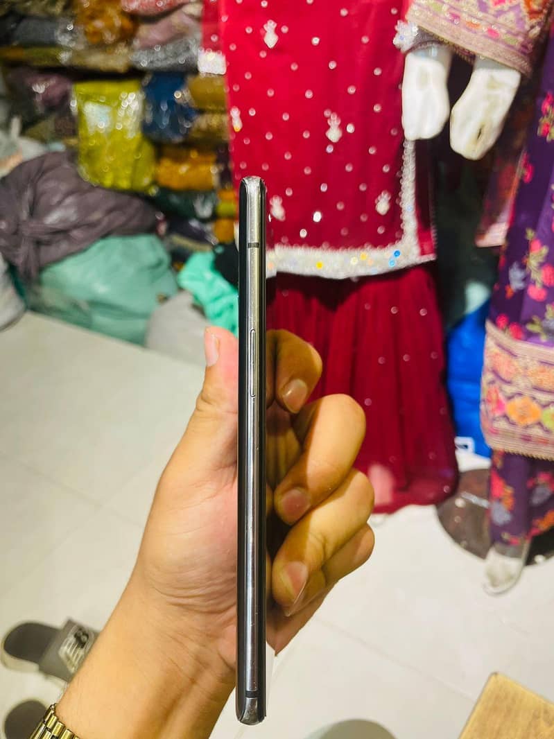 One Plus 7T 4