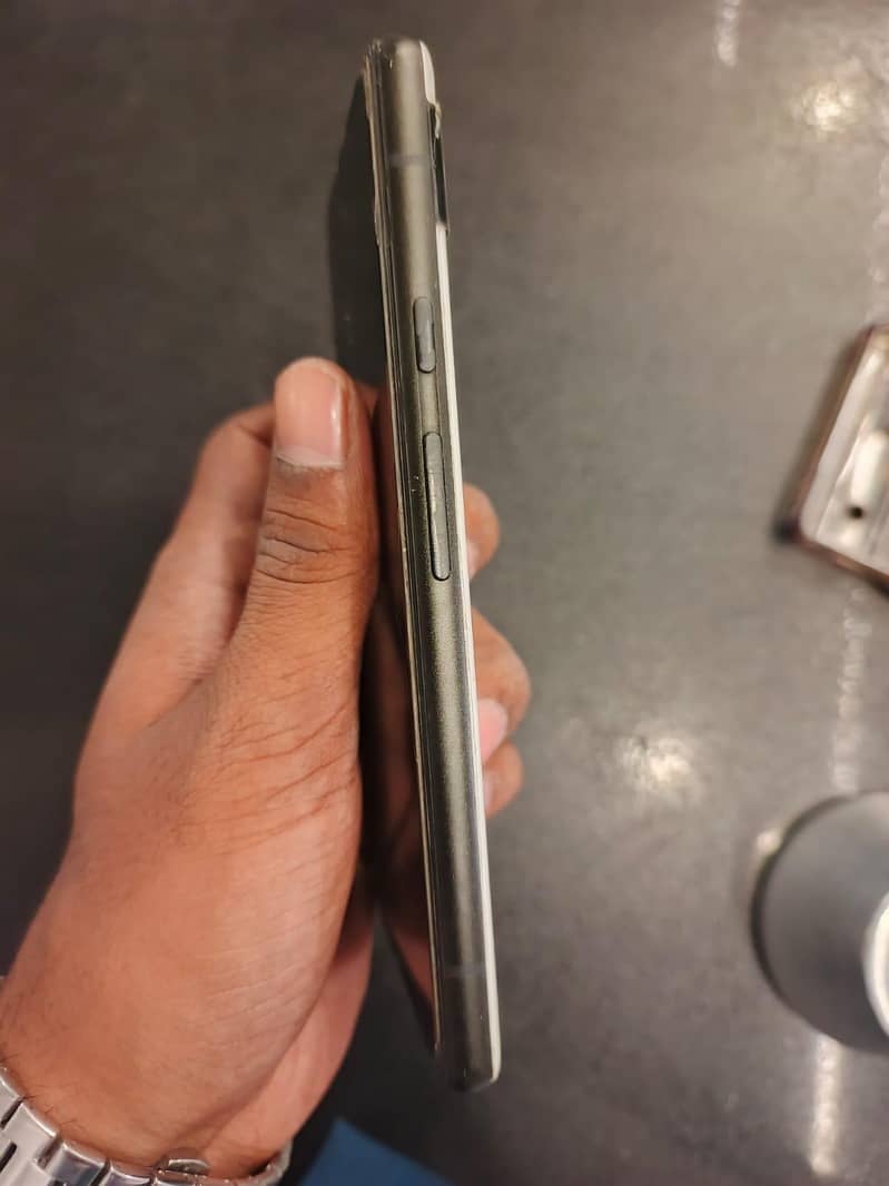 Google Pixel 6a 1