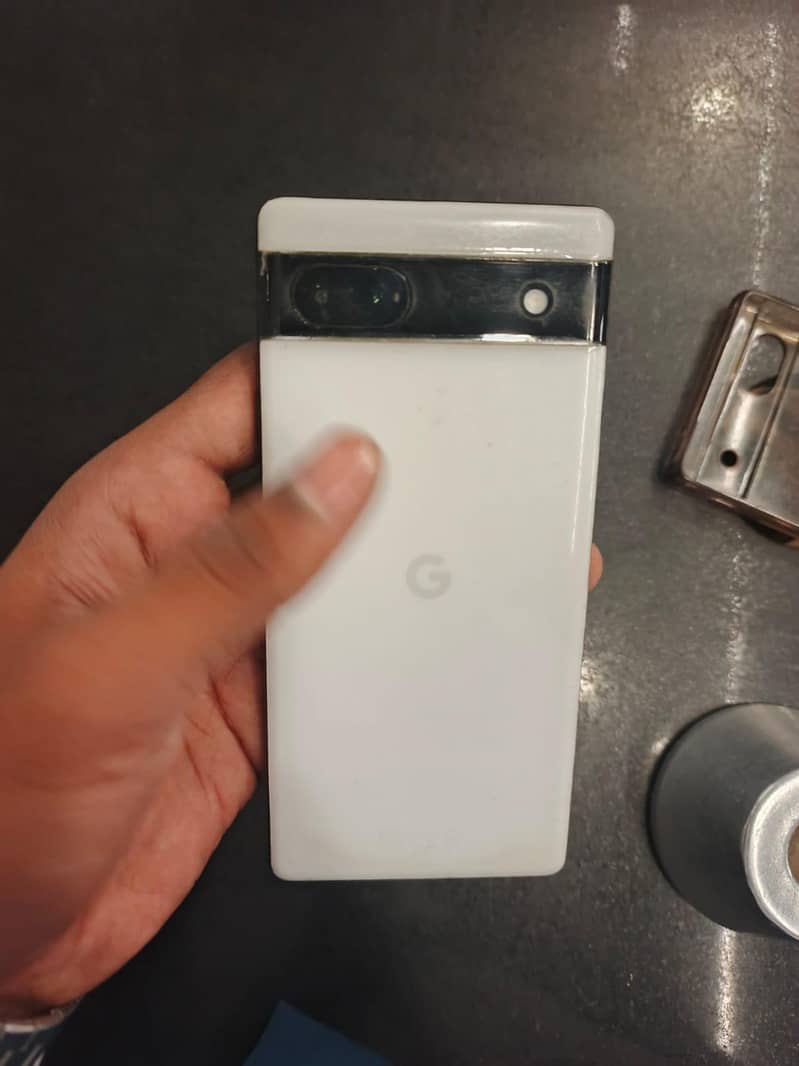 Google Pixel 6a 4