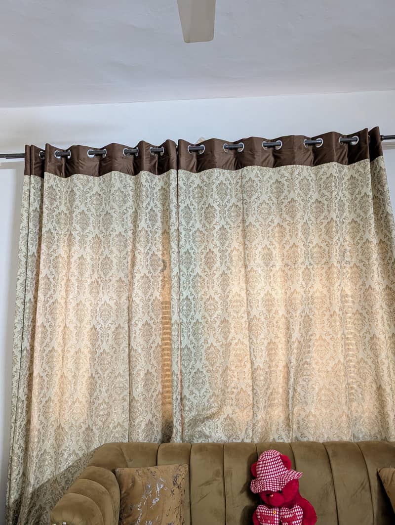 curtains 0