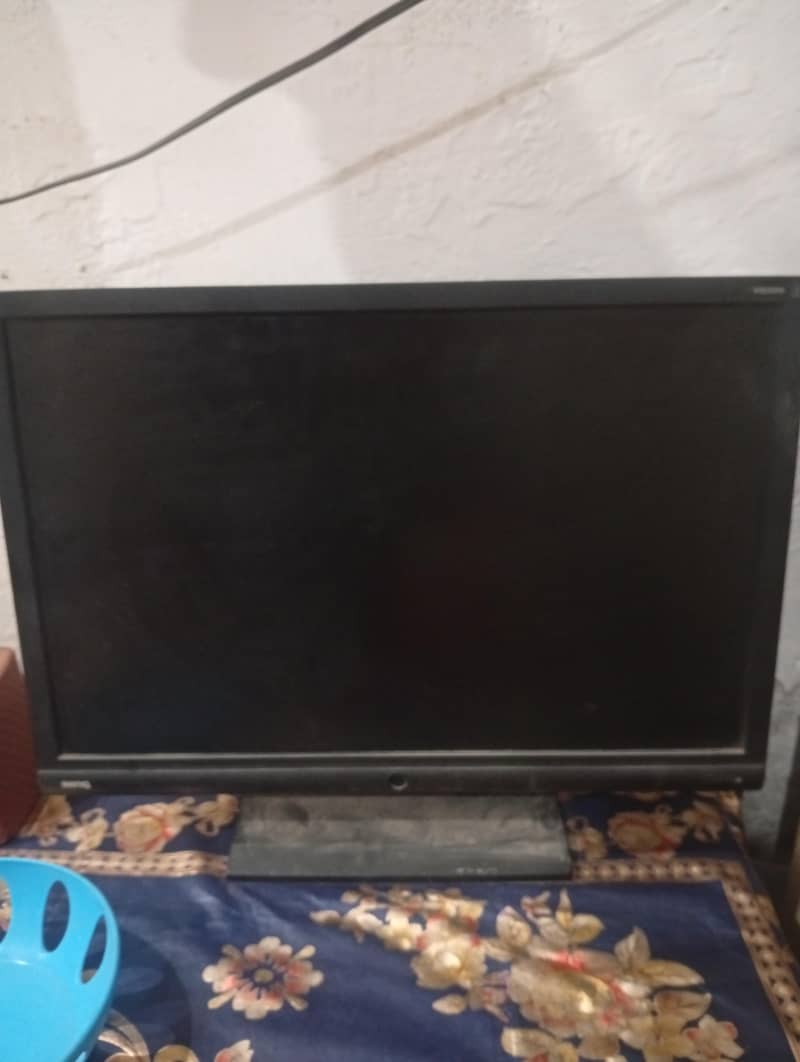 computer lcd for sell 2
