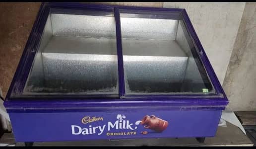 Mini refrigerator