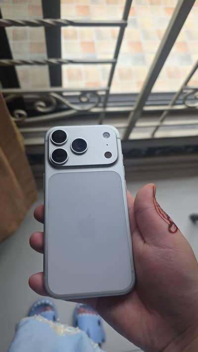 Apple iPhone 17 Pro mdm