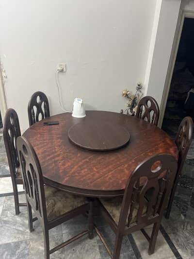 Dinning table with 6 chairs