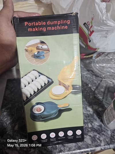 Portable Dumpling Maker Machine – New Condition | Kitchen Gadget