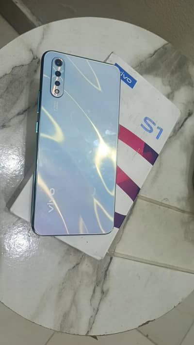 Vivo S1 with box charge original penal