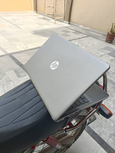 HP 8th generation laptop 4gb ram DDR4 15.6 crystal led
