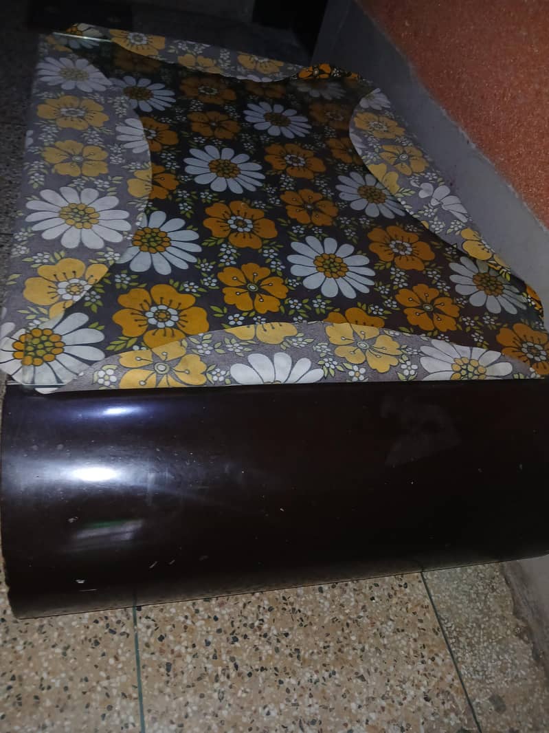 centre table 0