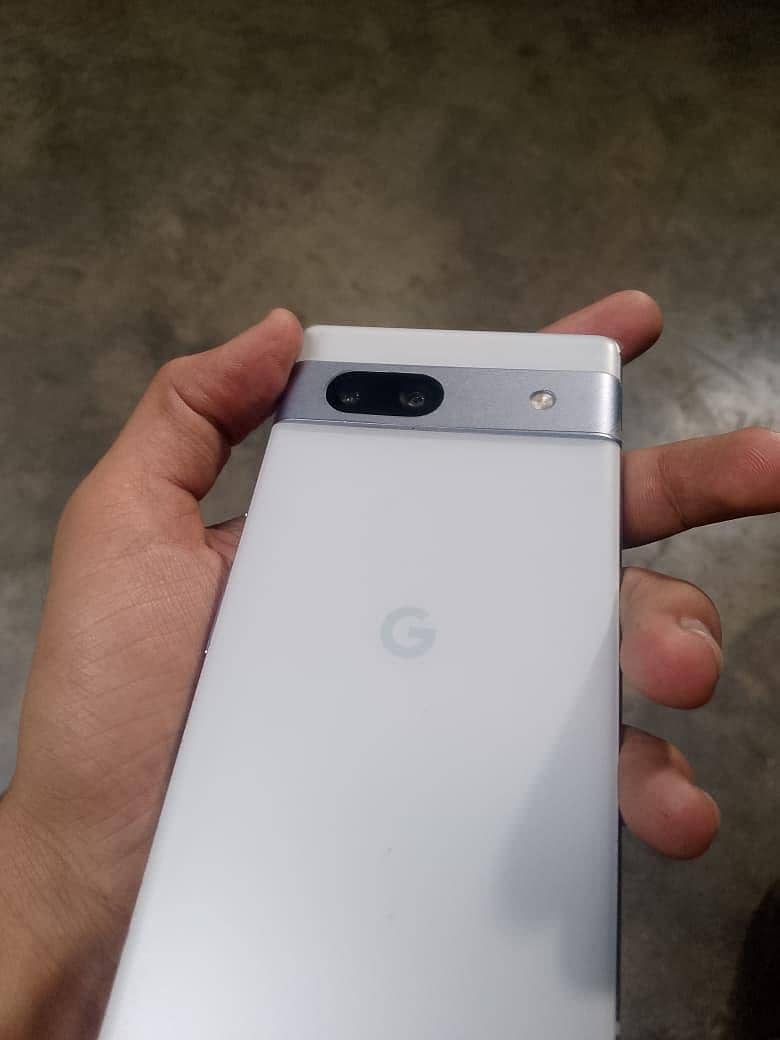 Google Pixel 7a 2