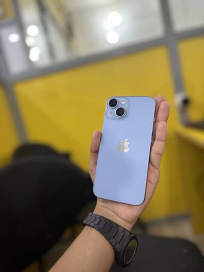 Apple iPhone 14