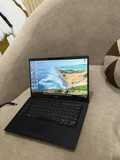 Dell Laptop | core i7 8th Gen| 16Gb Ram| 500 GB | TouchScreen