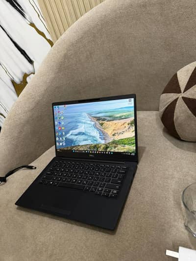 Dell Laptop | core i7 8th Gen| 16Gb Ram| 500 GB | TouchScreen