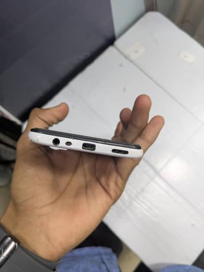 OPPO A31