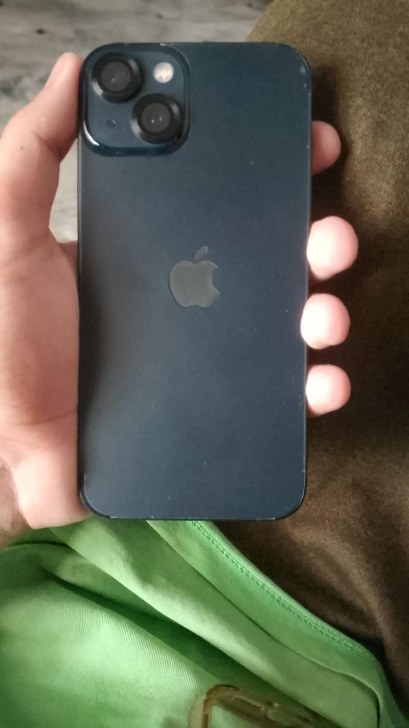 Apple iPhone 13 2