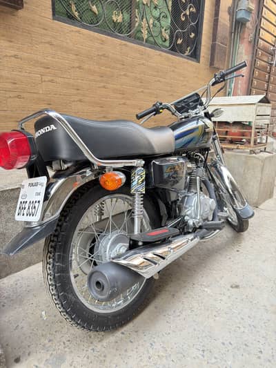 Honda CG 125 2026 Black Colour