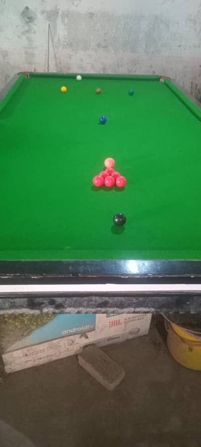 5/10 snooker table