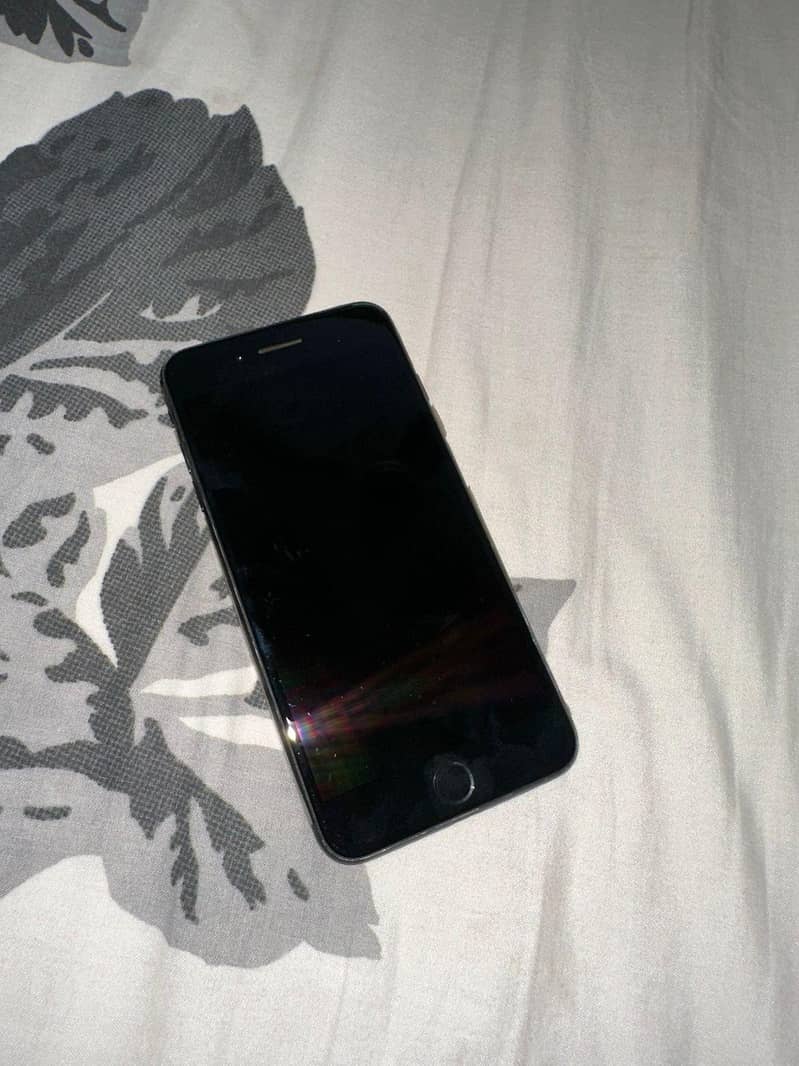Apple iPhone 7 Plus 1