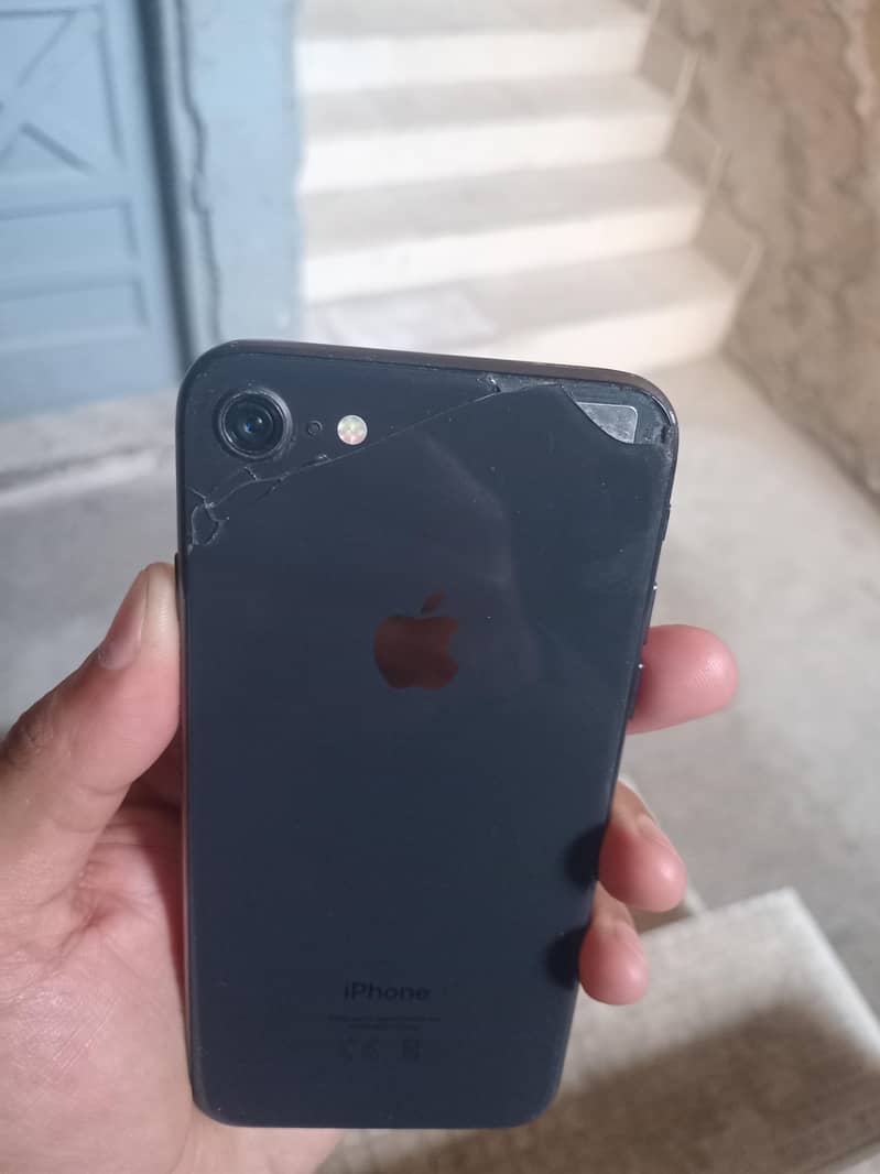 Apple iPhone 8 2