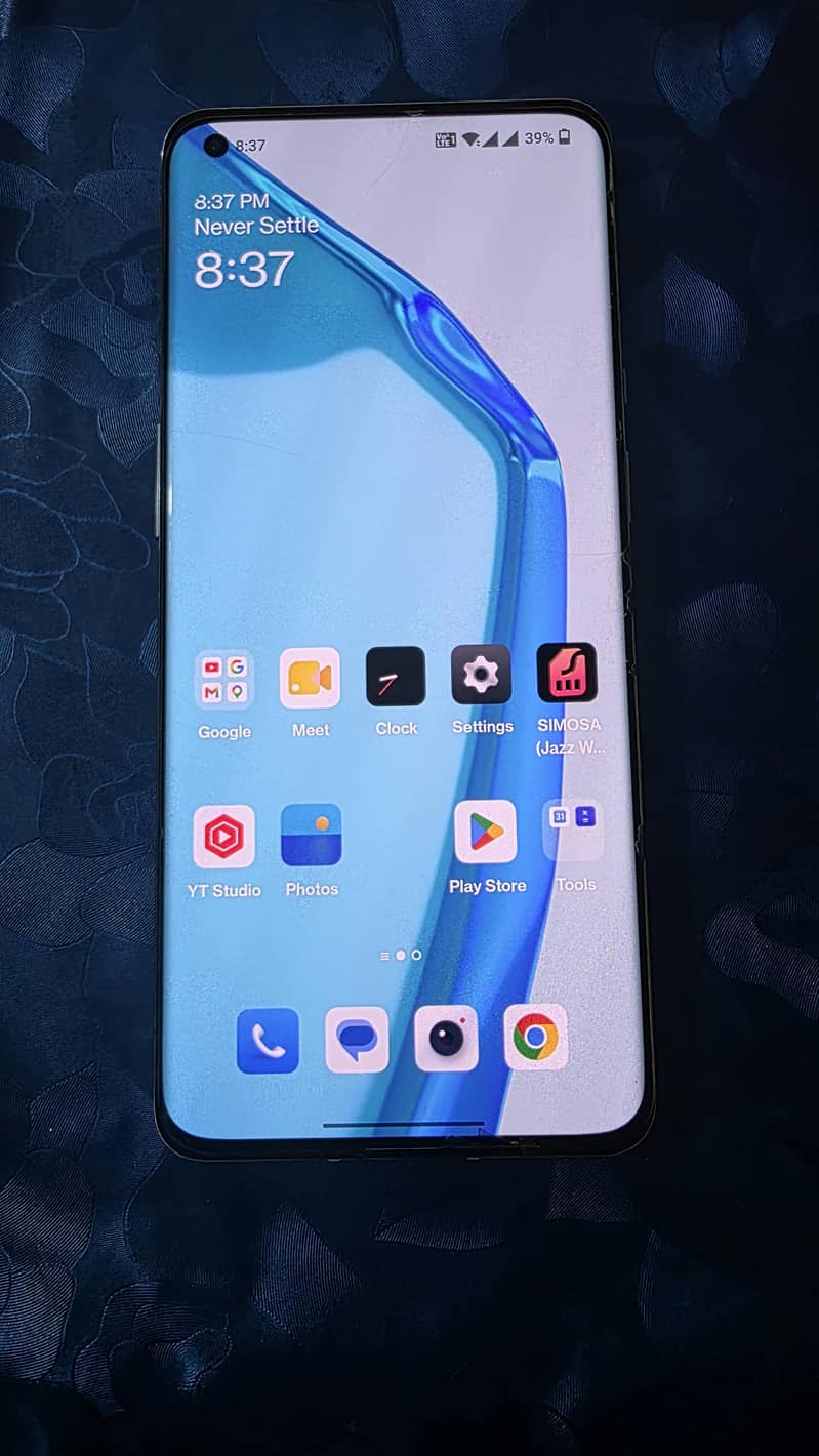 One Plus 9 Pro 7