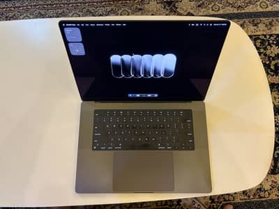 MacBook Pro M4 (2024) 16'' | Clean Condition | Warranty Left