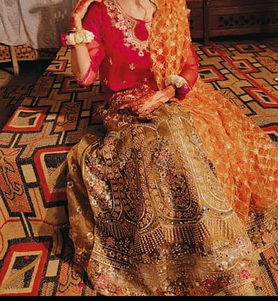 Mehndi lehenga