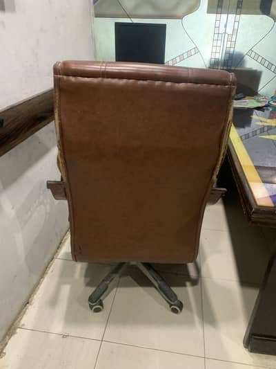 Boss chair