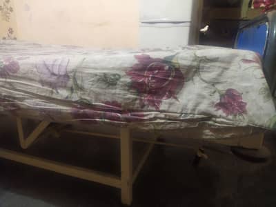 Patients bed. Very good condition New made argent sell
