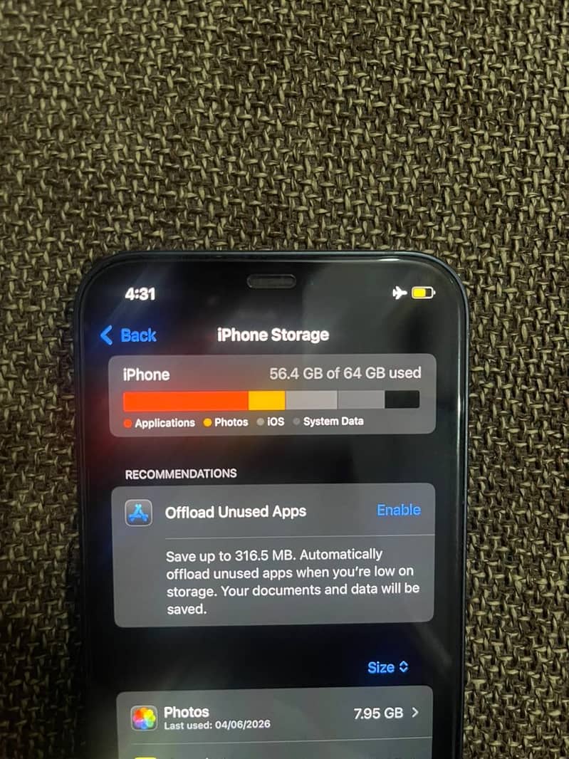 Apple iPhone 12 7