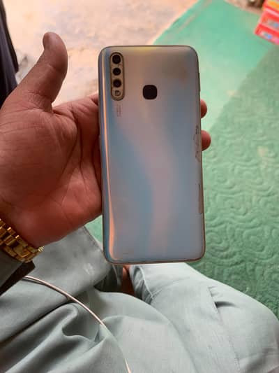 Vivo Y19