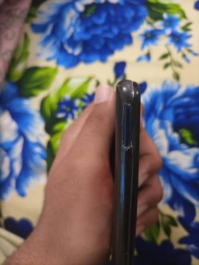 Samsung Mobile A20