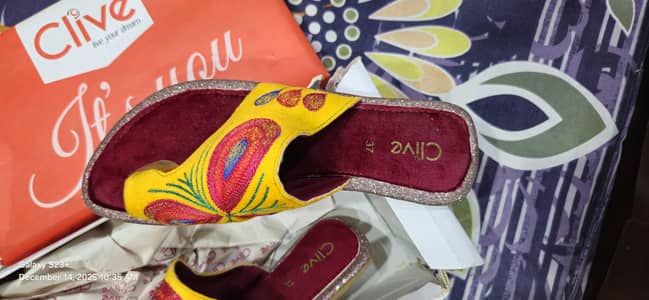 Ladies shoes 37 number