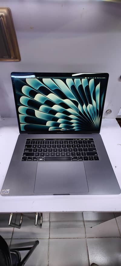 MacBook Pro 2019 16 inch I9