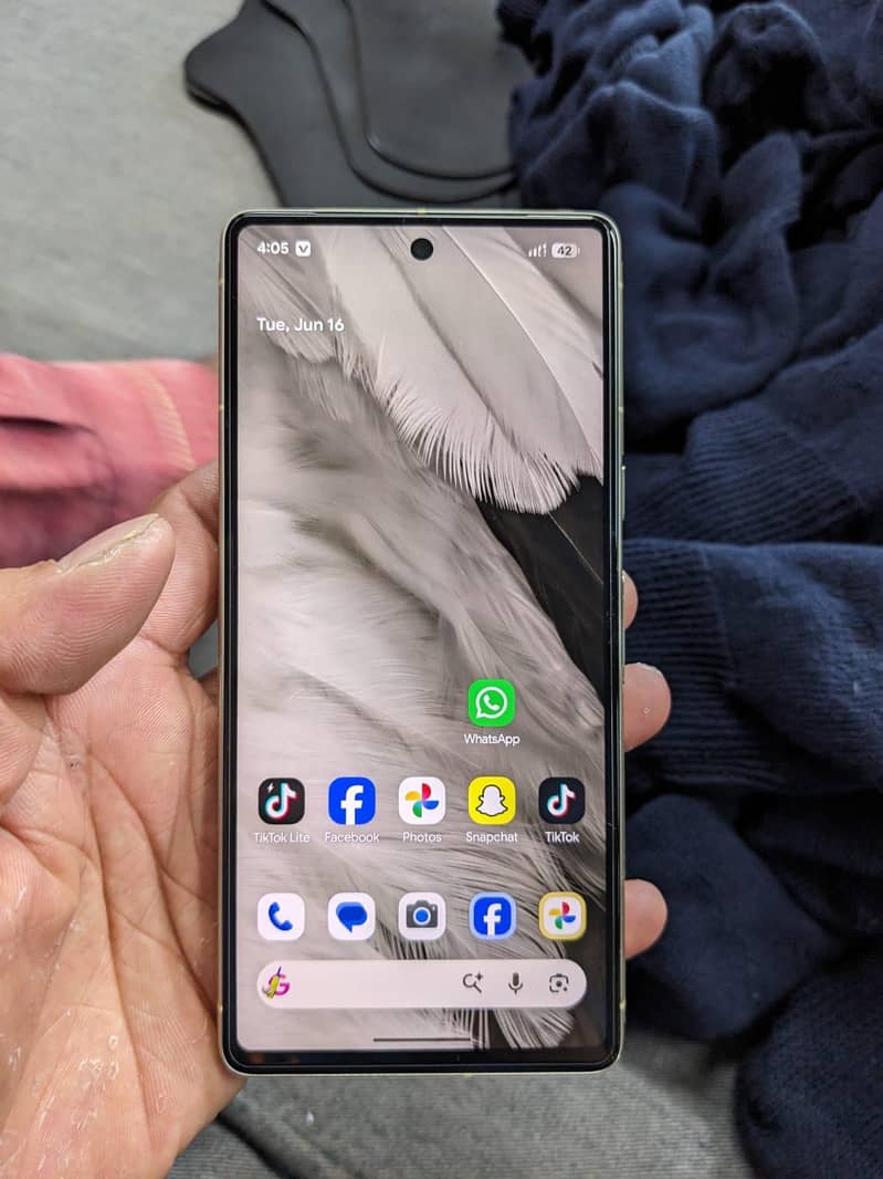 Google Pixel 7 4