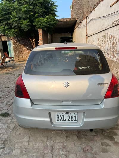 Suzuki Swift 2010