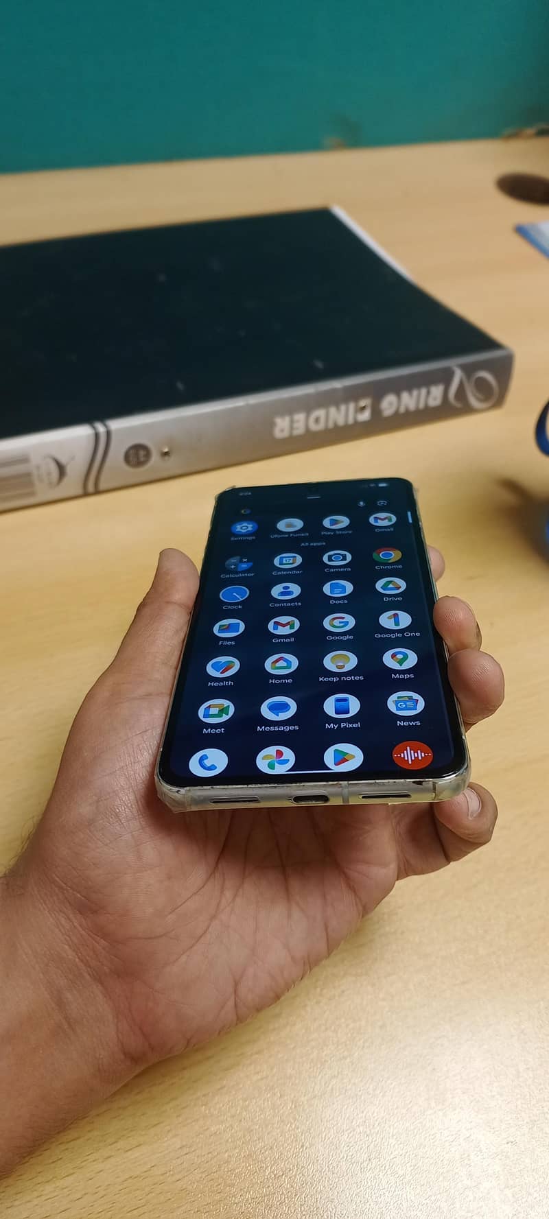 Google Pixel  8 pro 2