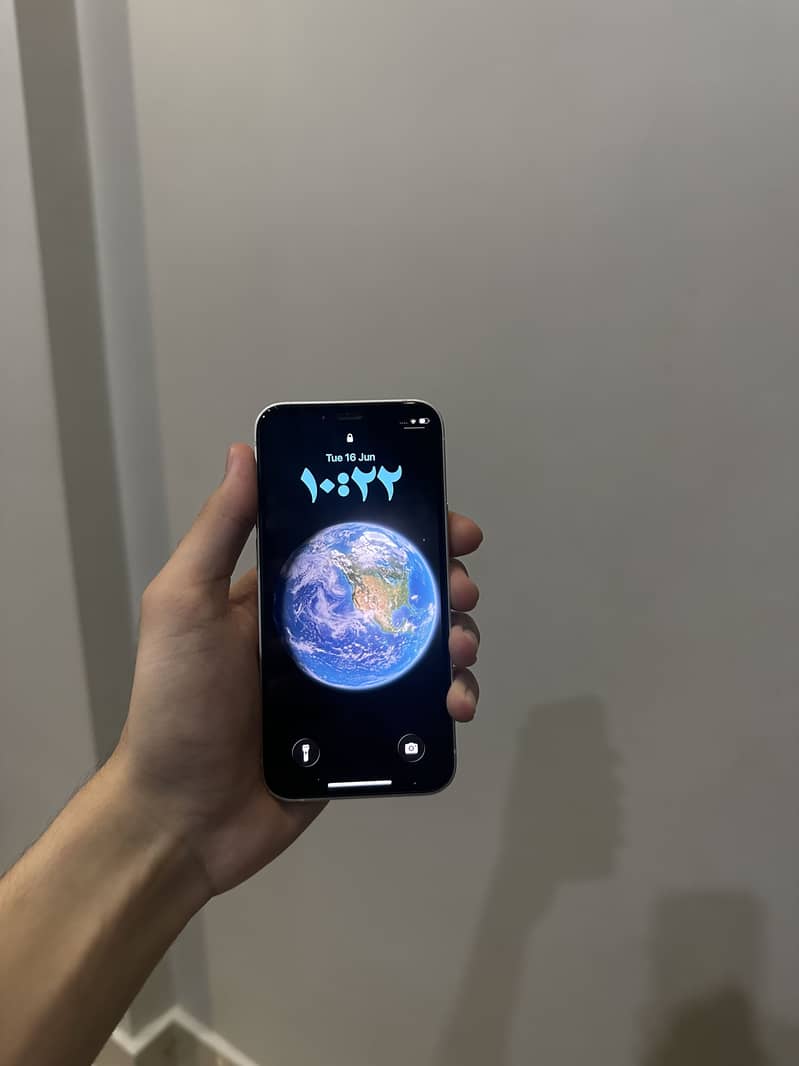 Apple iPhone 12 mini 3