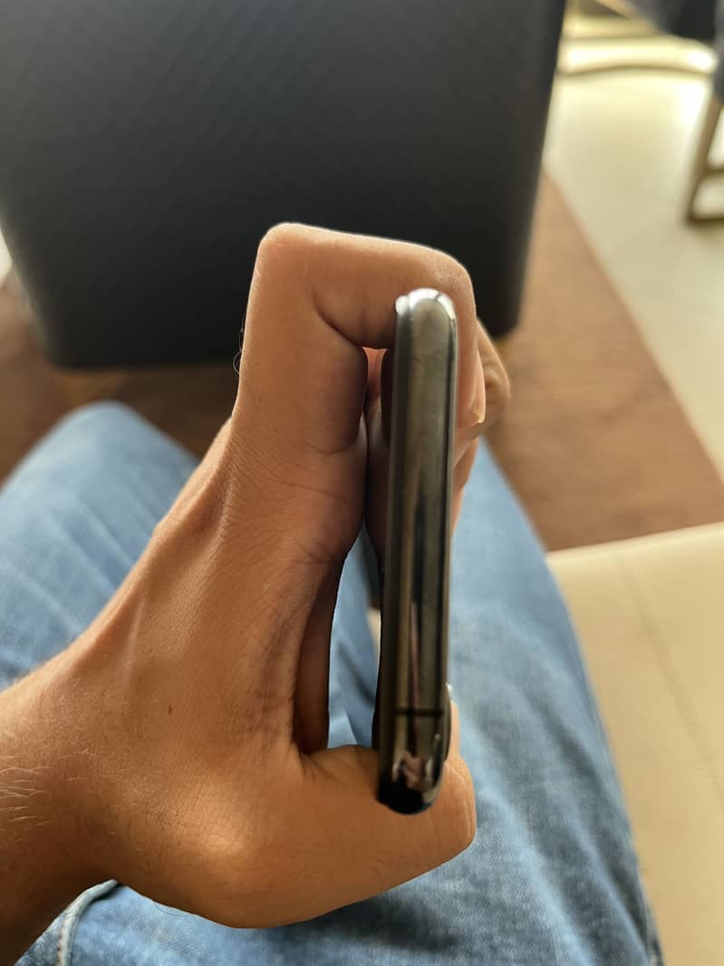 Iphone XS 5