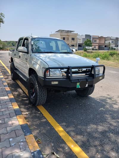 Toyota Hilux 2001