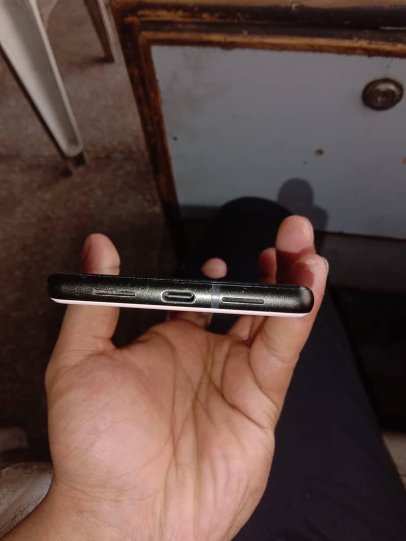 Google Pixel 6 3