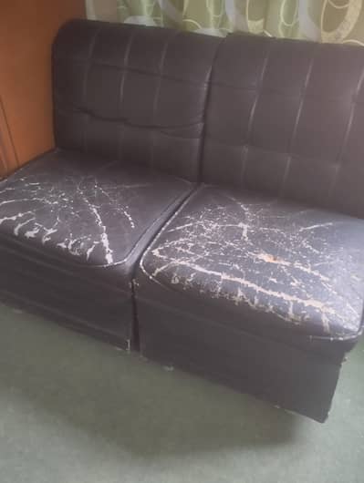 4 single sofas
