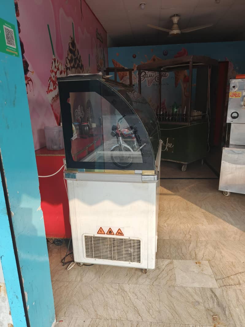 Mega freezer 1