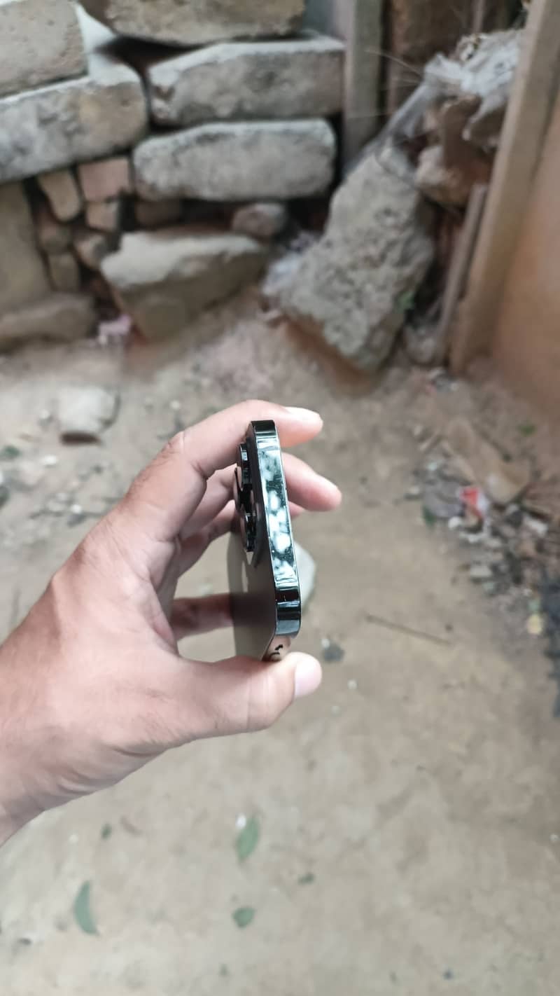 14 pro 1