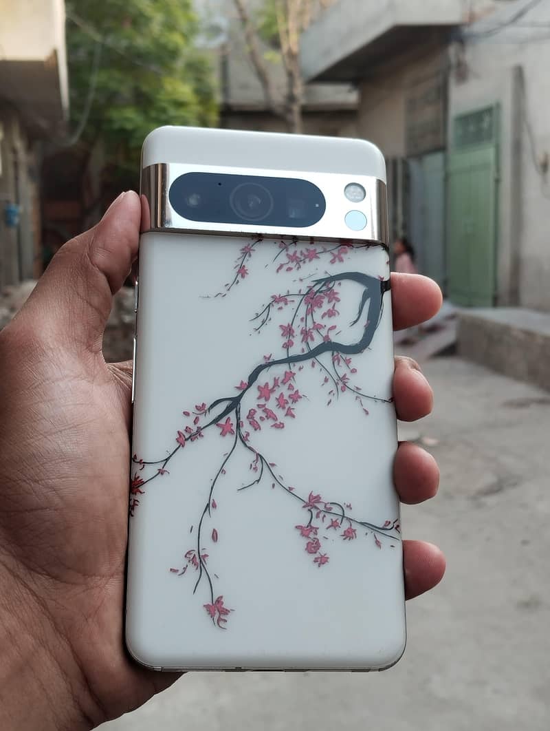 Google Pixel 8 Pro 4