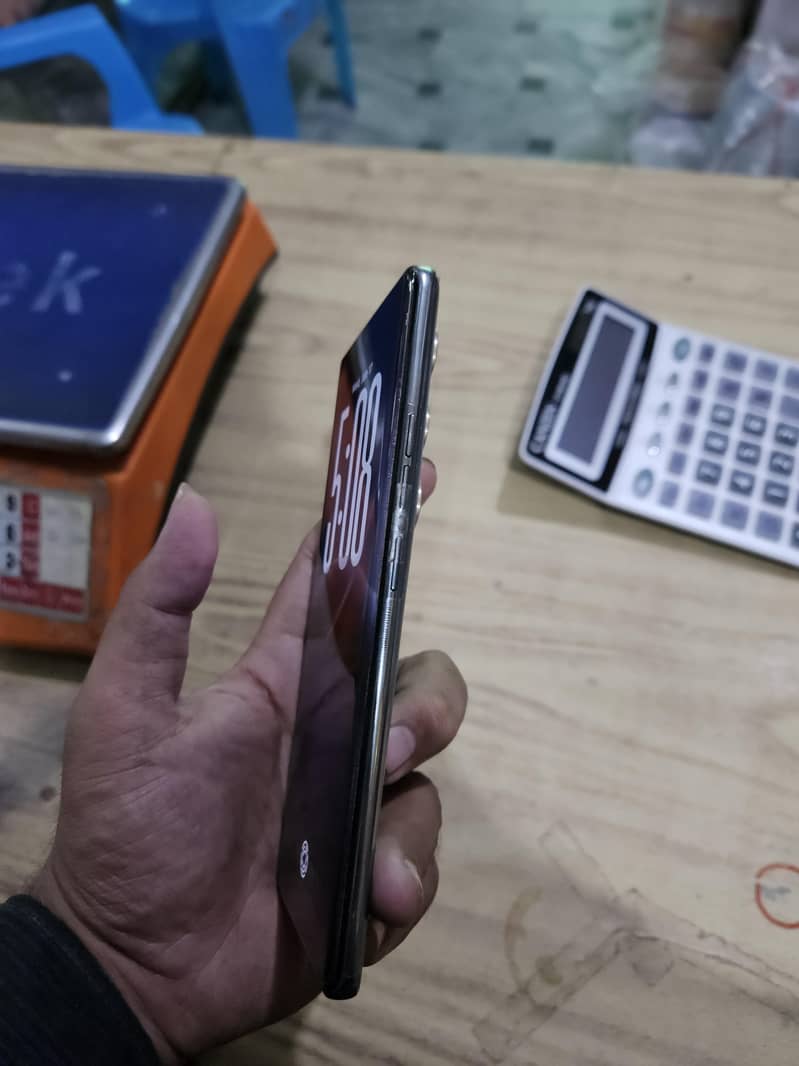 Tecno CAMON 40 Pro 2
