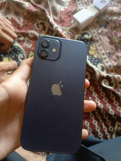 Apple iPhone 12