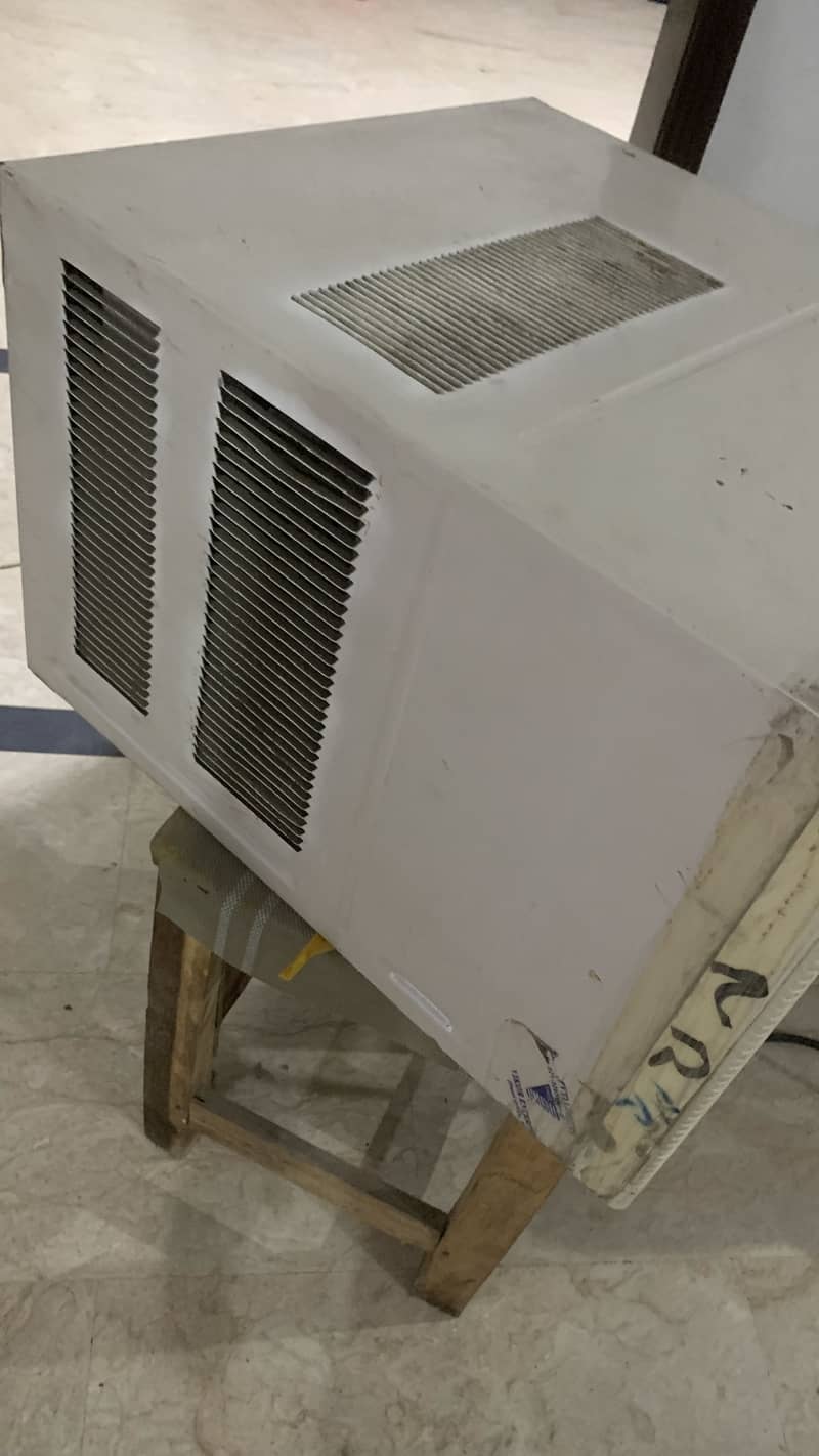 Window AC 1