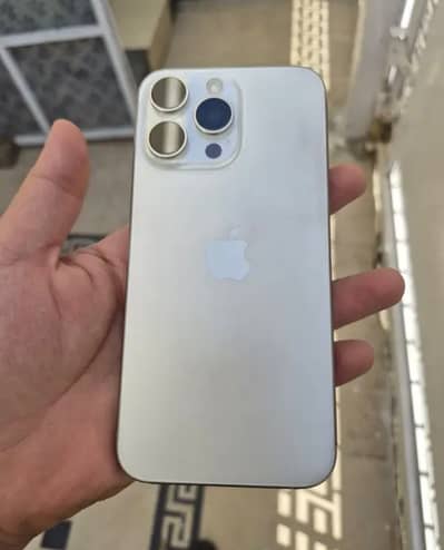 Apple iPhone 15 Pro Max