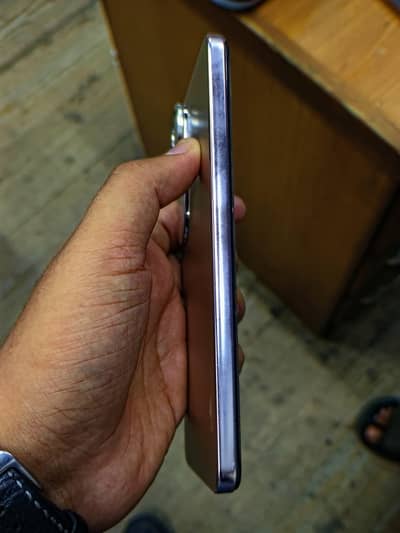 Vivo V50 Lite