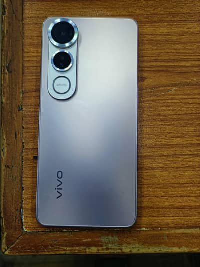 Vivo V50 Lite